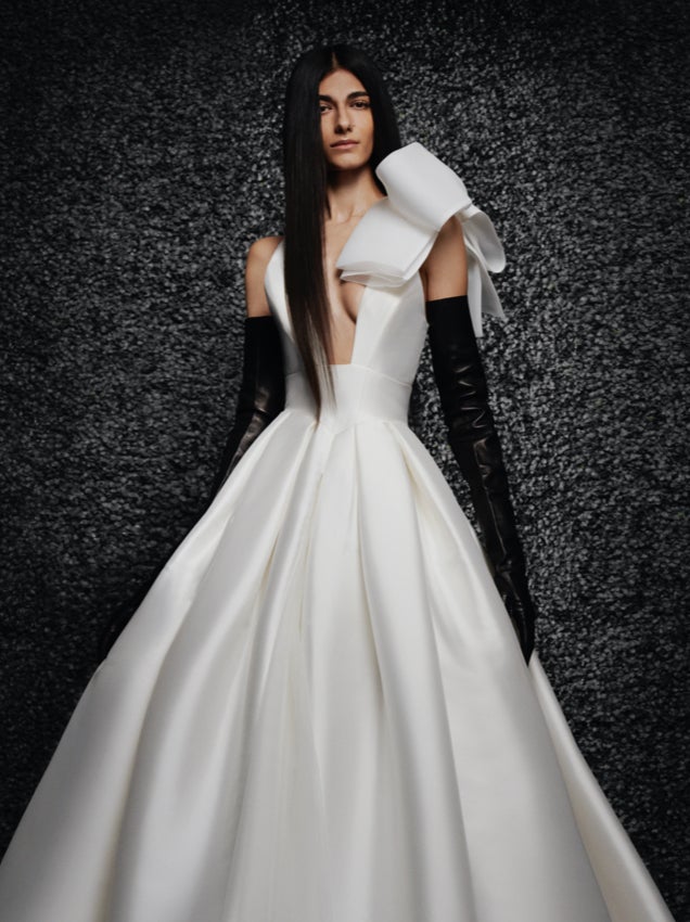 vera wang wedding dress cost