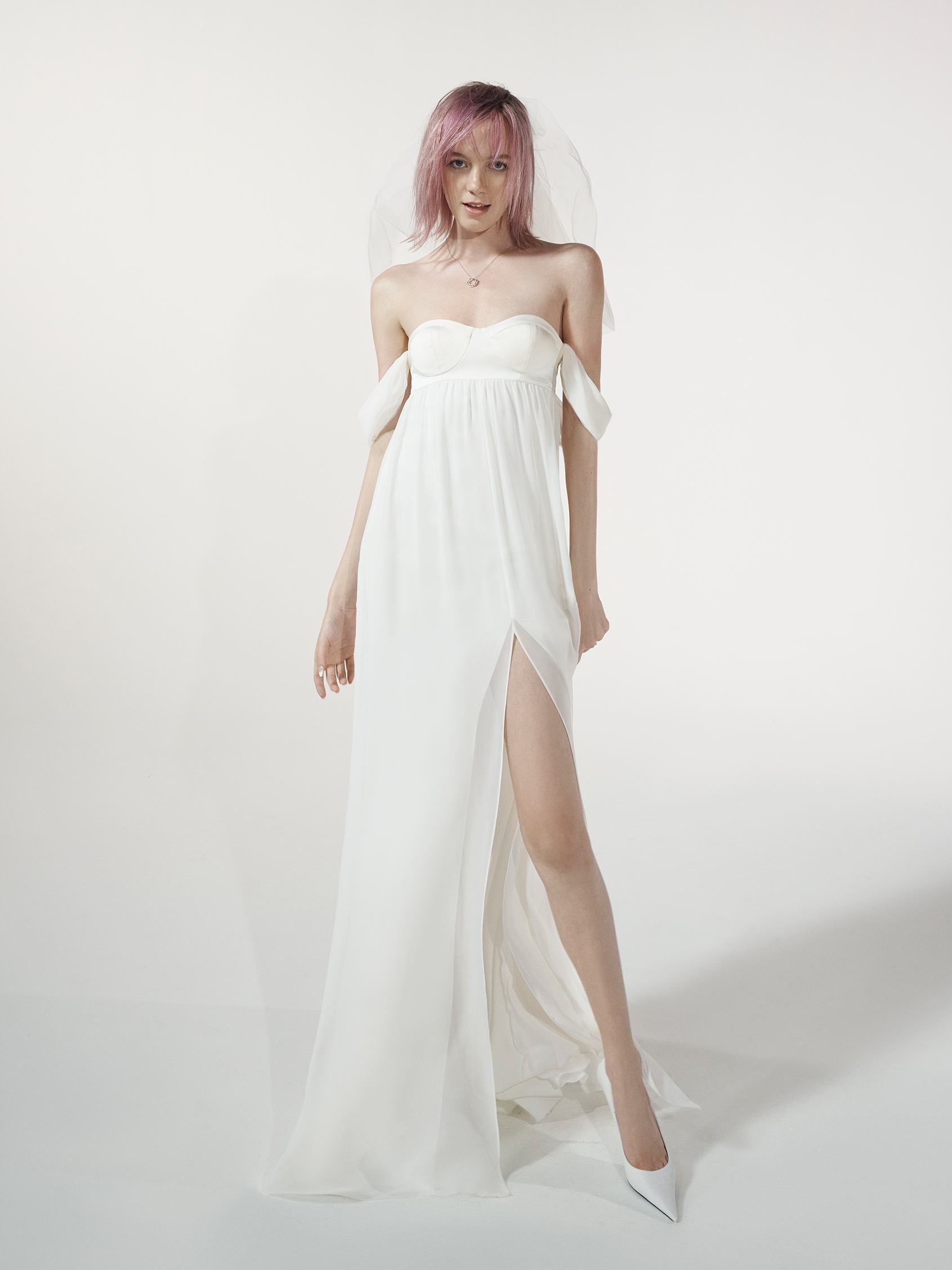 VENETA | Sheath wedding dress with halter neck | Vera Wang Bride VENETA | Sheath wedding dress with halter neck | Vera Wang Bride