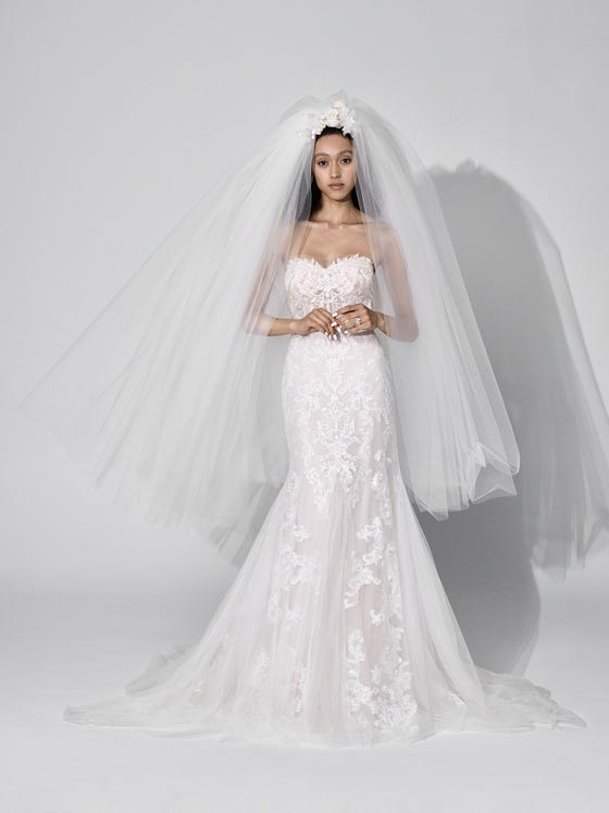 Lace Wedding Dresses for Romantic Detailing