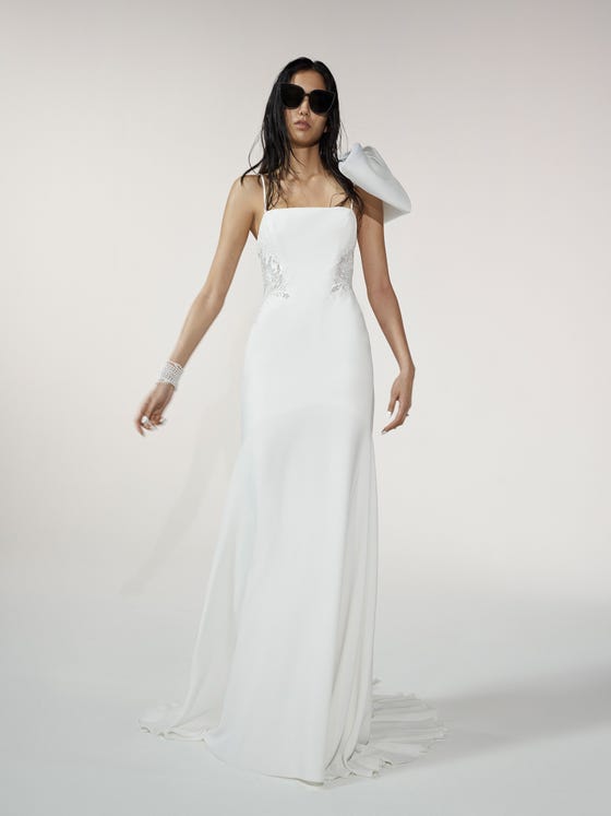 Luxury Wedding Dresses for Elegant Brides | Vera Wang Bride