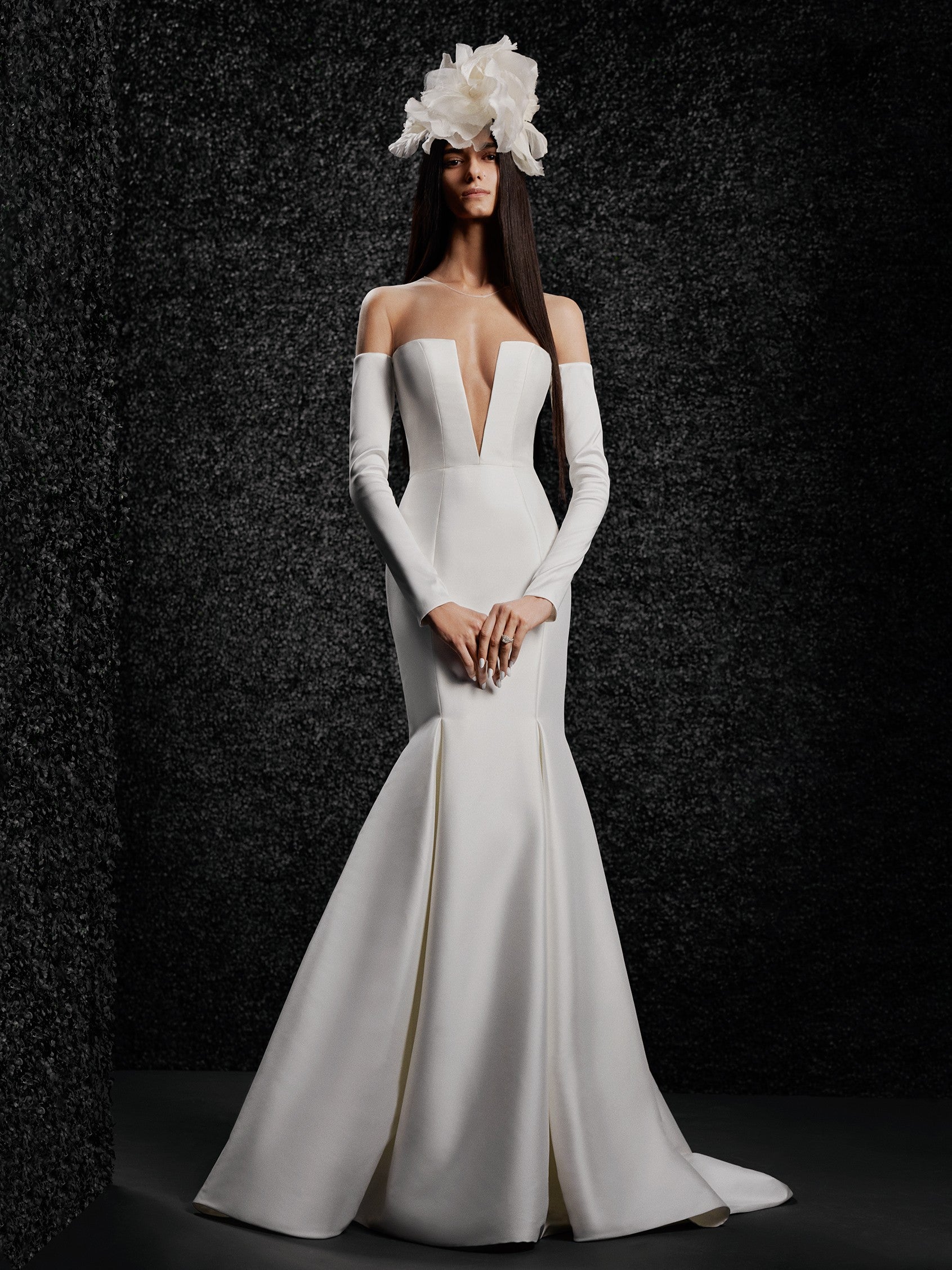 Vera Wang Bridal Fall 2016 | POPSUGAR Fashion