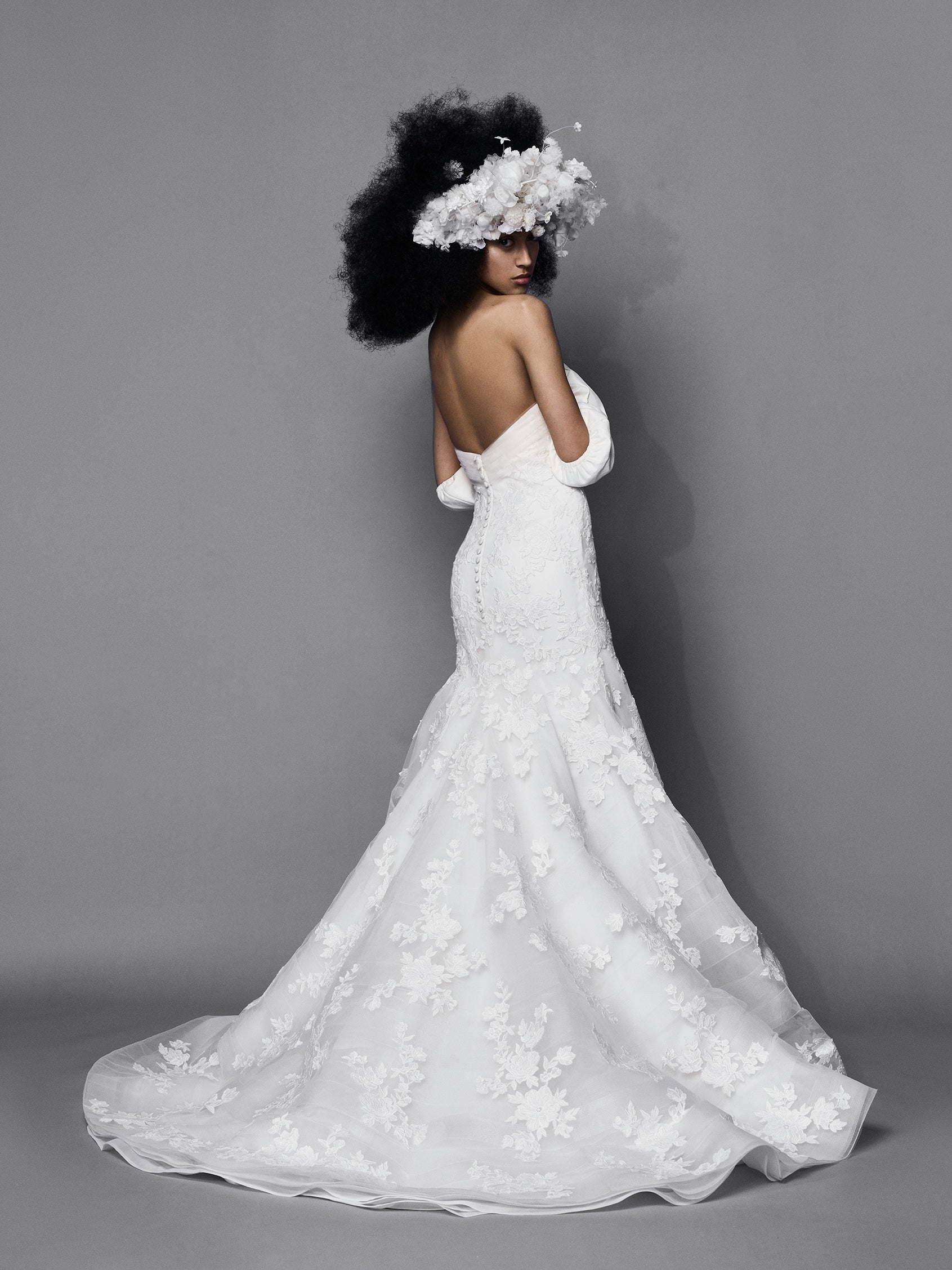 White by vera wang tossed tulle wedding dress hotsell