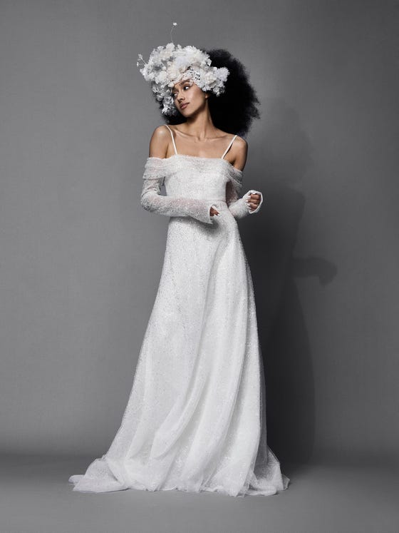 New Vera Wang Wedding Dresses  Vera wang bridal, Wedding dress trends,  Ball gown wedding dress
